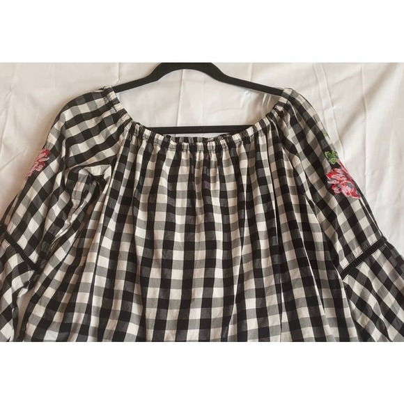 Plaid Bell Sleeve Blouse- Size Medium - Picture 7 of 7